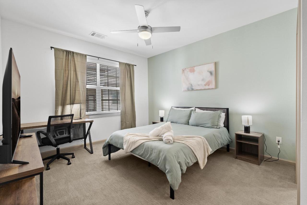 Luxe 3B/2B Getaway - Pool, Gym, Parking, Pet Wash Apartment Leander Luaran gambar