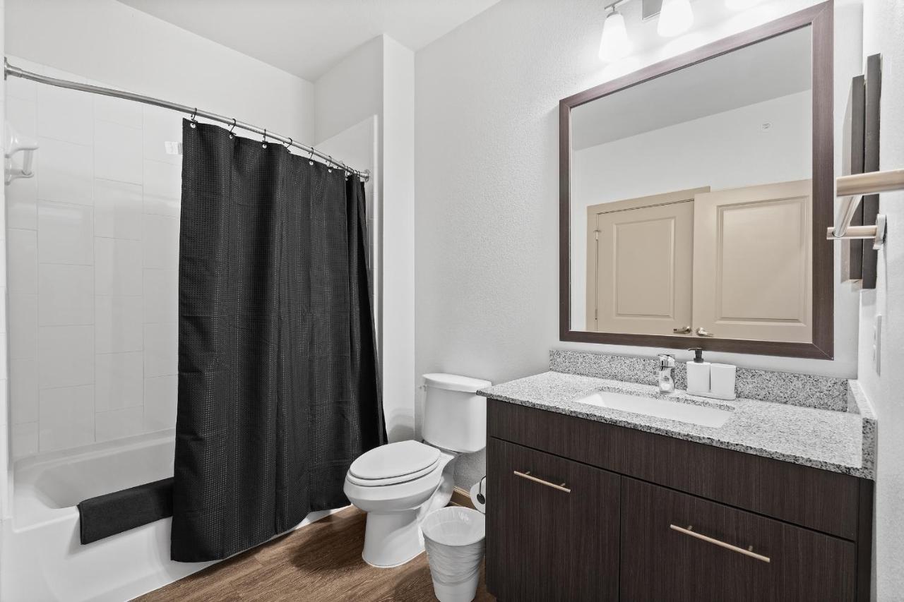 Luxe 3B/2B Getaway - Pool, Gym, Parking, Pet Wash Apartment Leander Luaran gambar