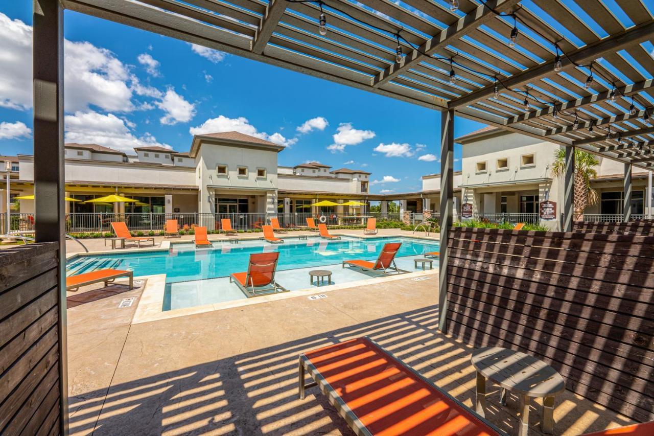 Luxe 3B/2B Getaway - Pool, Gym, Parking, Pet Wash Apartment Leander Luaran gambar
